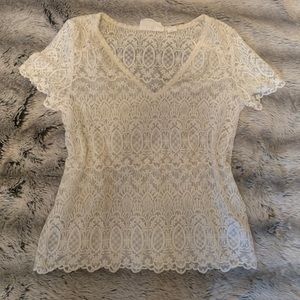 Short sleeve lace top